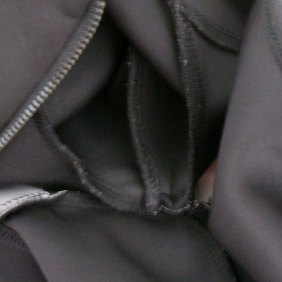 Elie Tahari CITY SCAPE Graphic Print Short Sleeve Dress Stretch 8 Black Whit - Picture 16 of 16